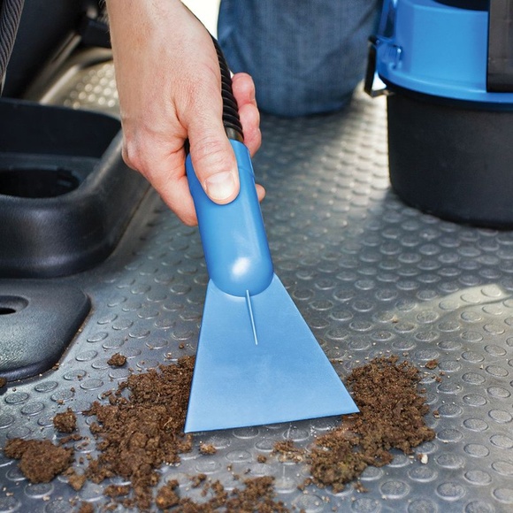 Smart Gear 12 Volt Portable Wet/Dry Auto Vacuum - Picture 8 of 11